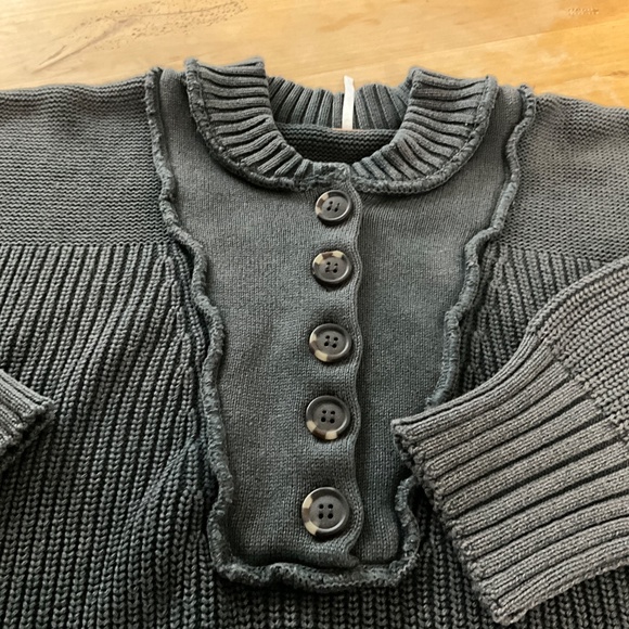 FREE PEOPLE CHUNKY HENLEY SWEATER /NEW - Picture 2 of 9